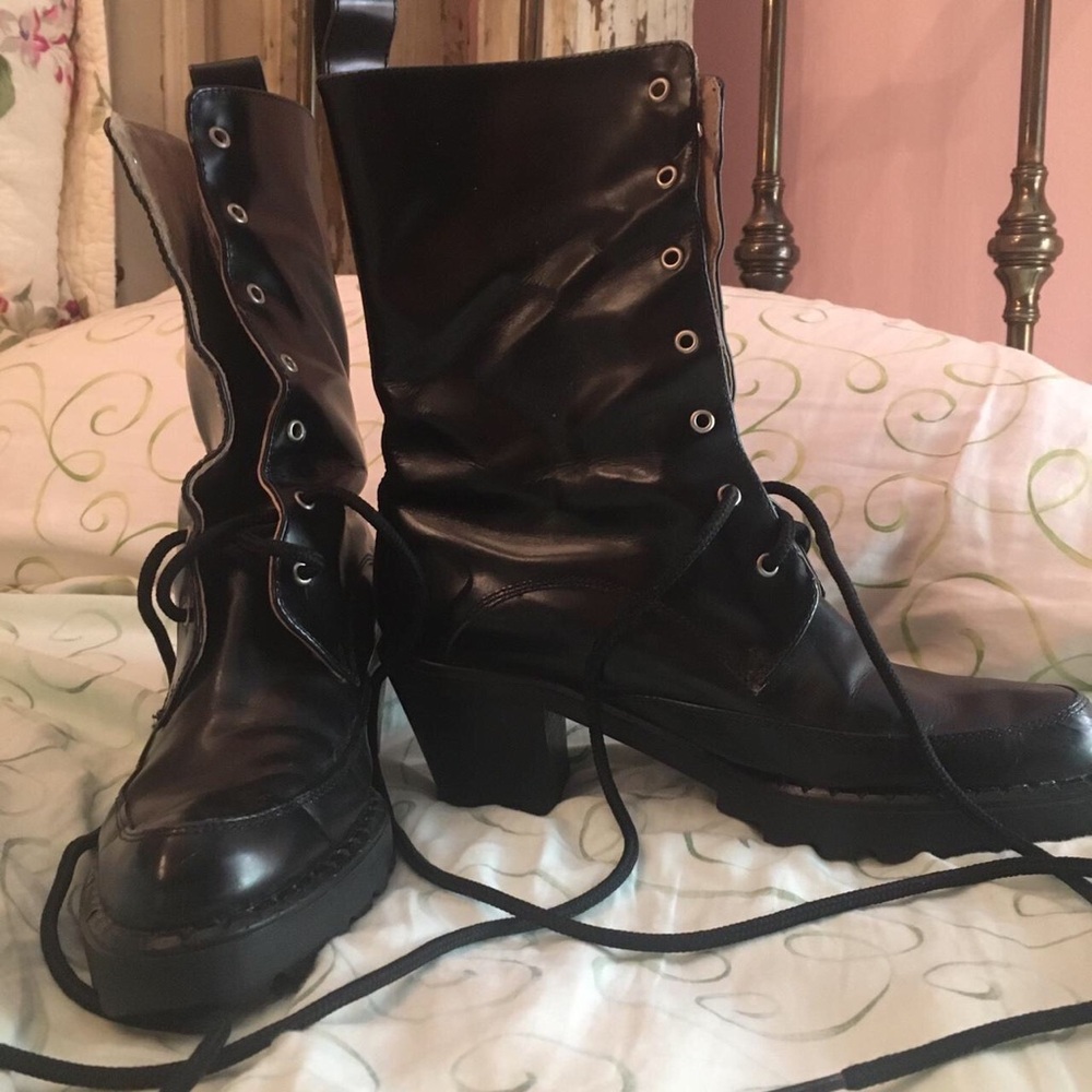 Lace Up Heeled Boots